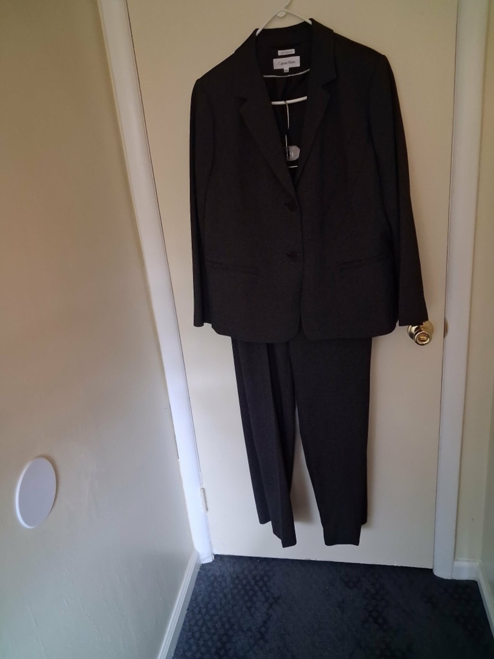 Calvin Klein Women’s Suit Size 18W Dark Smoke Gray *Subtle Tweedish